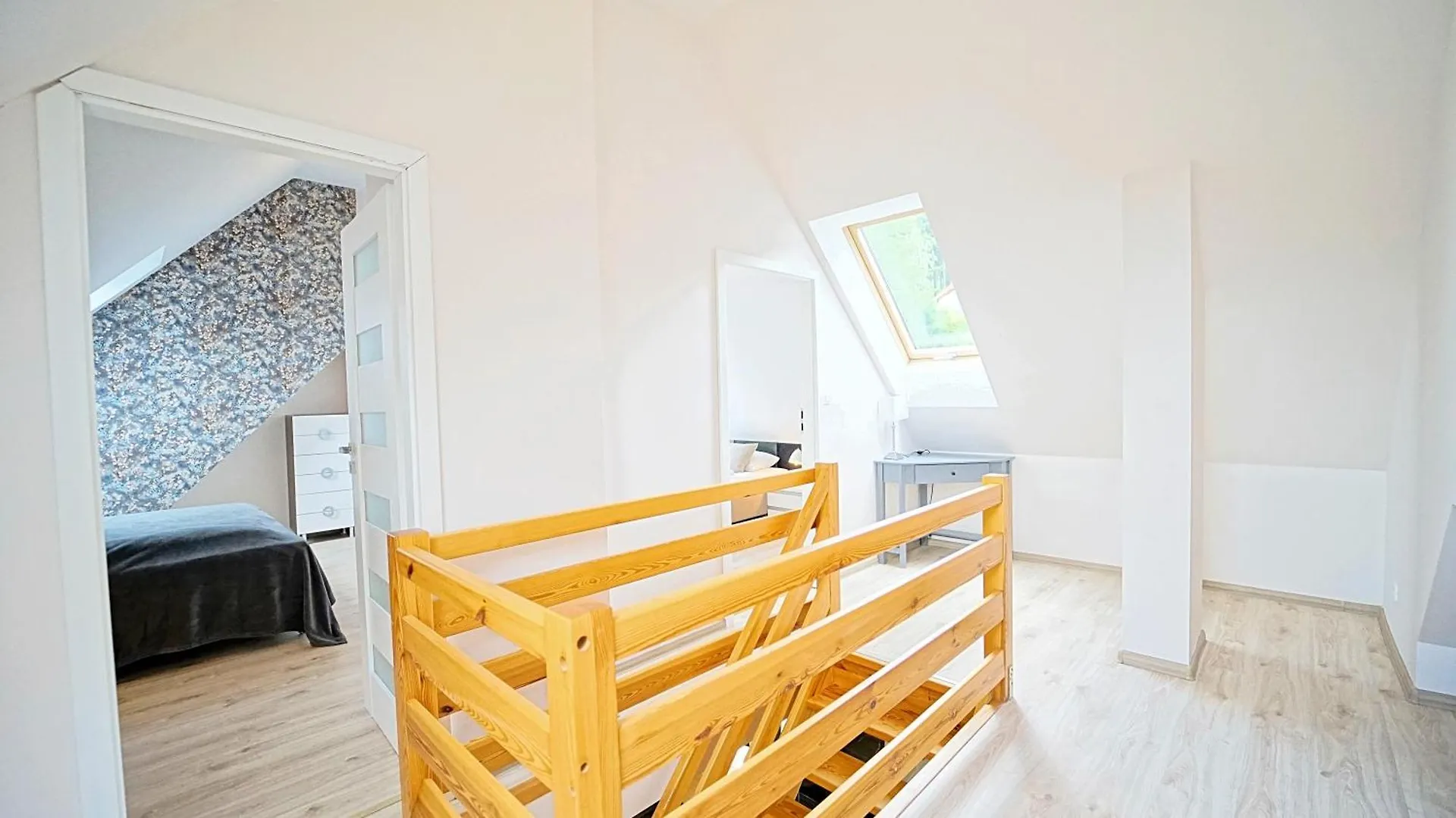 Apartamenty Everysky - Komuny Paryskiej Karpacz 0*,  Polsko
