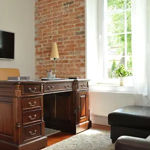 Be Well 3-rooms With Parking And Garden , Warschau Polen
